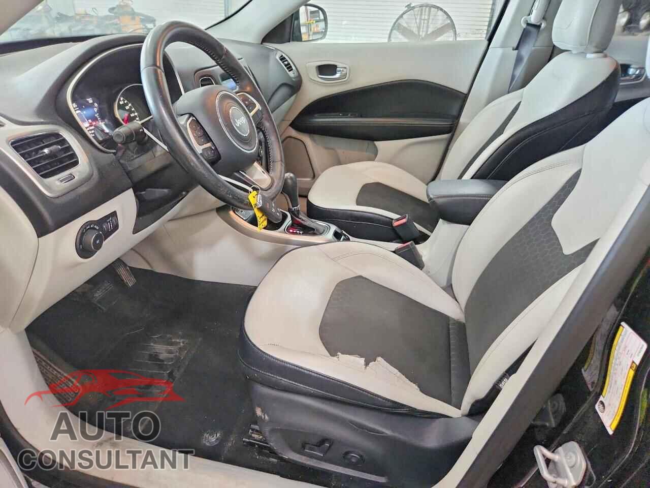 JEEP COMPASS 2017 - 3C4NJCBB1HT632846
