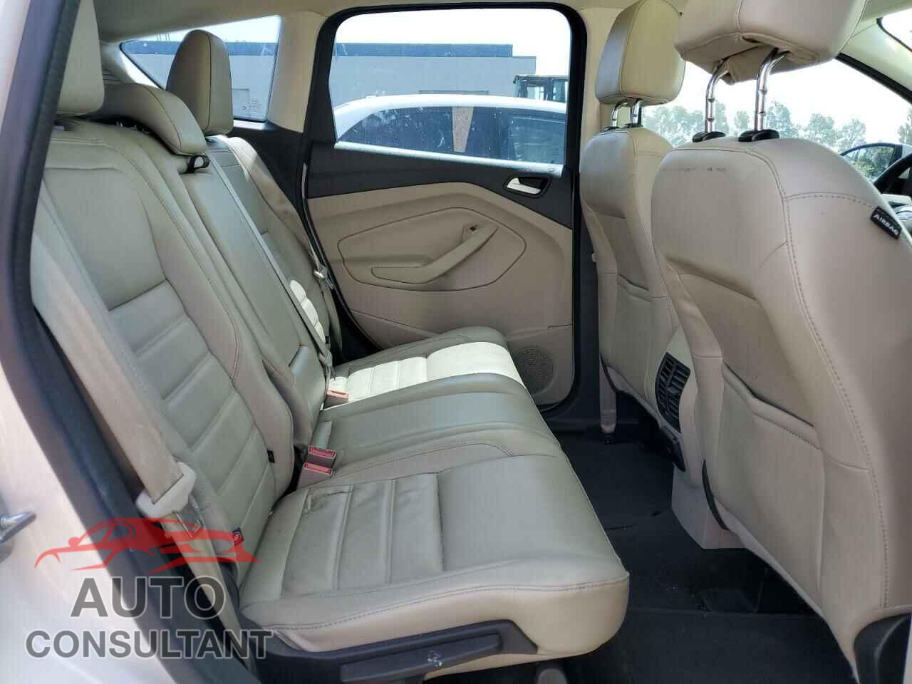 FORD CMAX 2017 - 1FADP5EU3HL109851