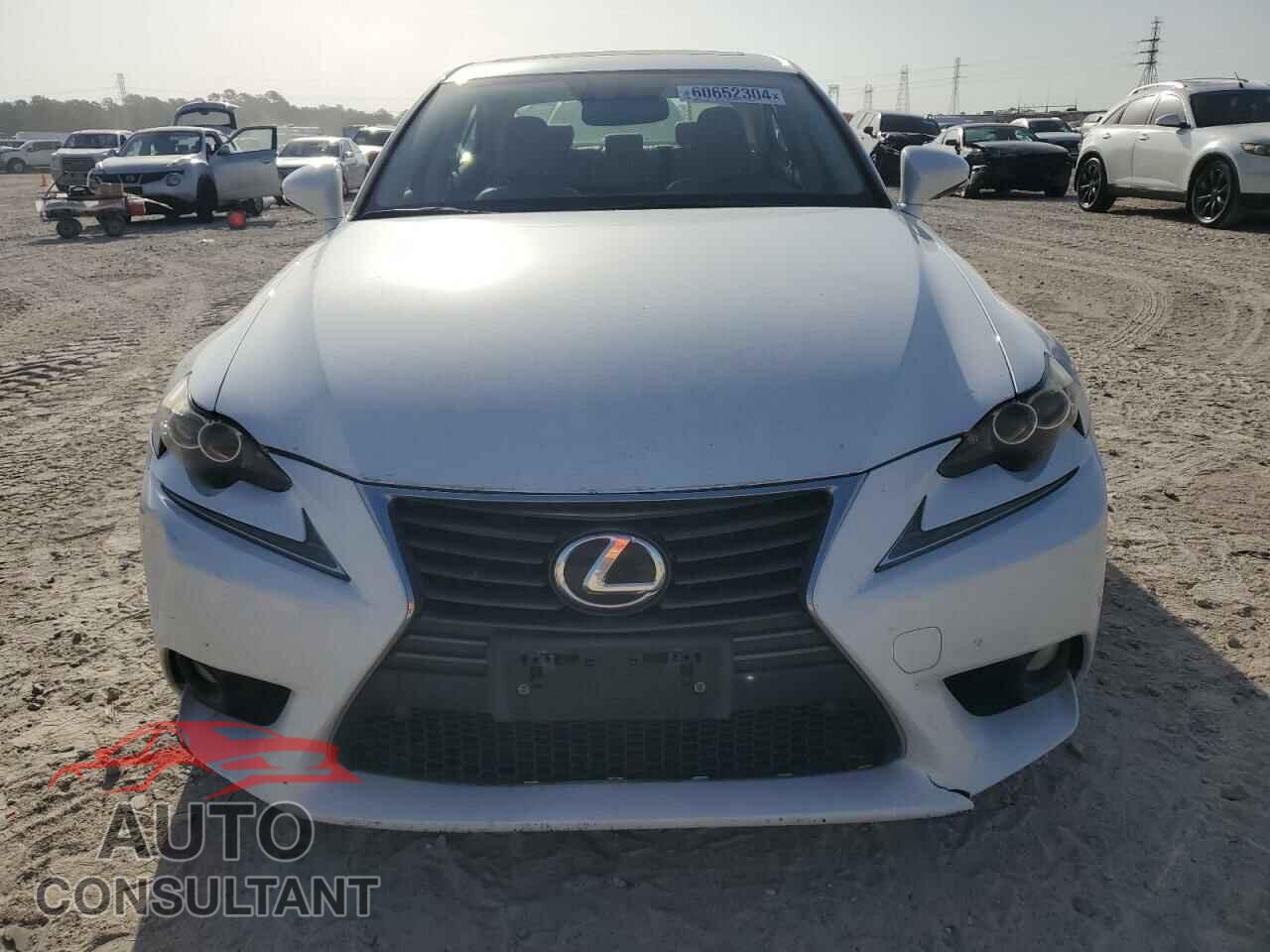 LEXUS IS 2014 - JTHBF1D25E5003302