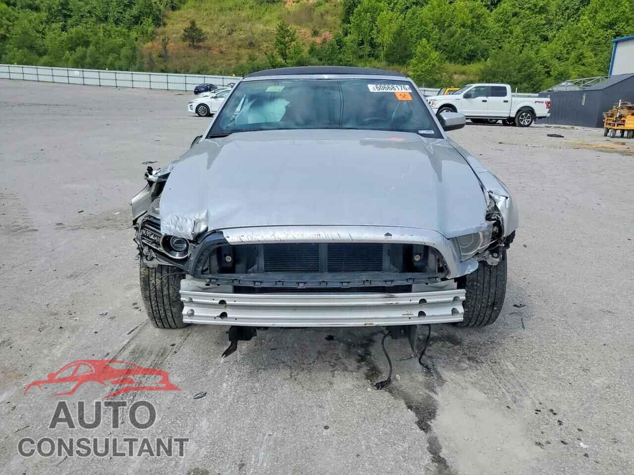 FORD MUSTANG 2014 - 1ZVBP8EM7E5283597