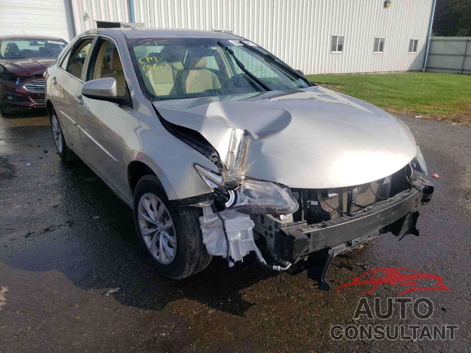 TOYOTA CAMRY 2016 - 4T4BF1FK5GR557836