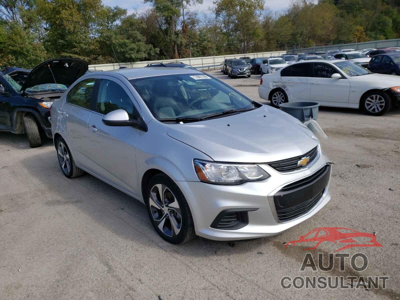 CHEVROLET SONIC 2020 - 1G1JF5SB6L4111608