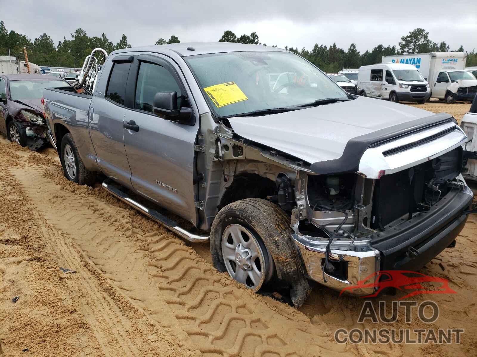 TOYOTA TUNDRA 2018 - 5TFUM5F13JX079630