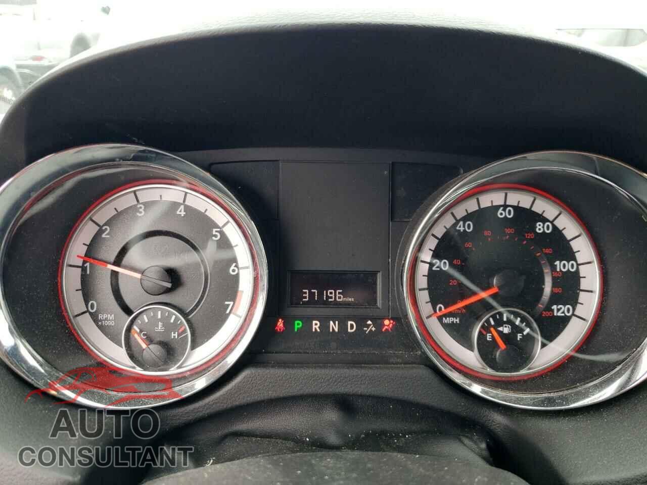 DODGE CARAVAN 2018 - 2C4RDGCG5JR207973