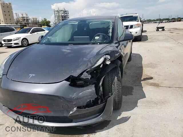 TESLA MODEL 3 2021 - 5YJ3E1EA5MF031760