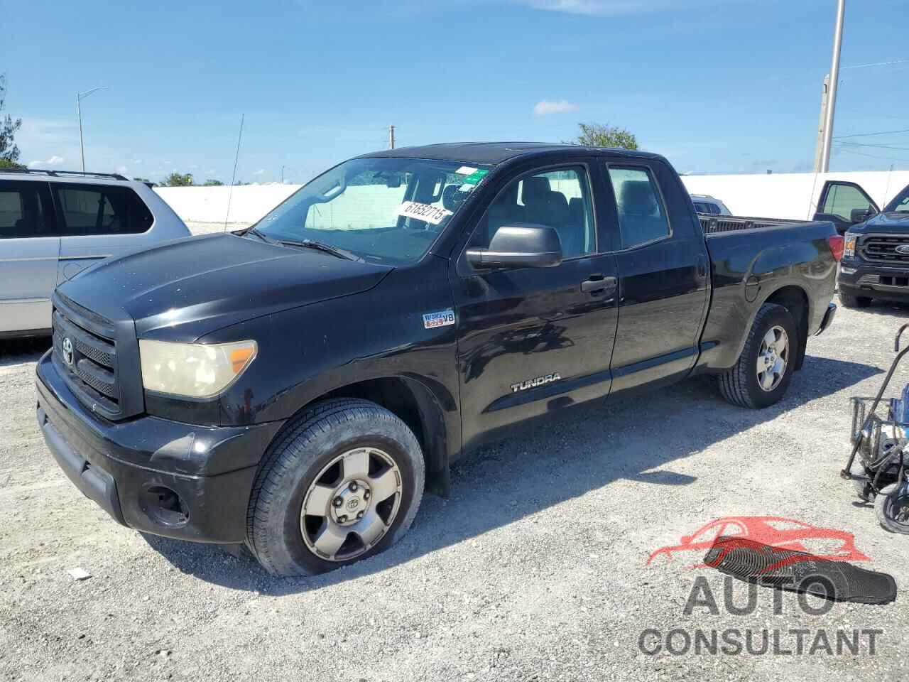 TOYOTA TUNDRA 2011 - 5TFRY5F12BX102732