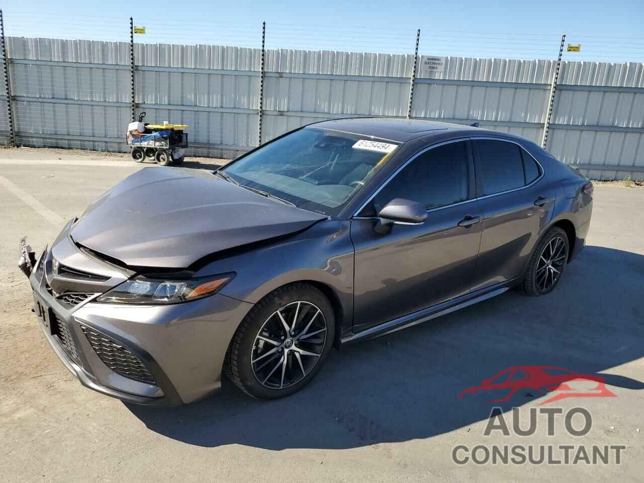 TOYOTA CAMRY 2022 - 4T1T11AK7NU636748