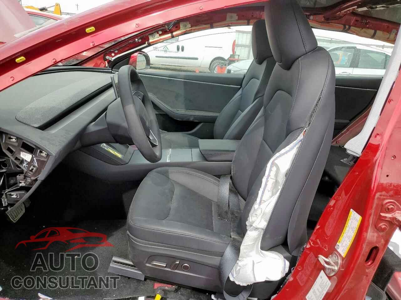 TESLA MODEL 3 2024 - 5YJ3E1EB8RF769052