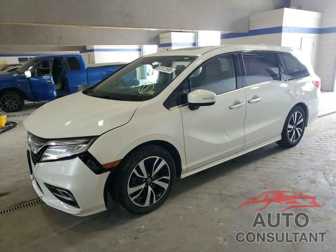 HONDA ODYSSEY 2018 - 5FNRL6H90JB103748