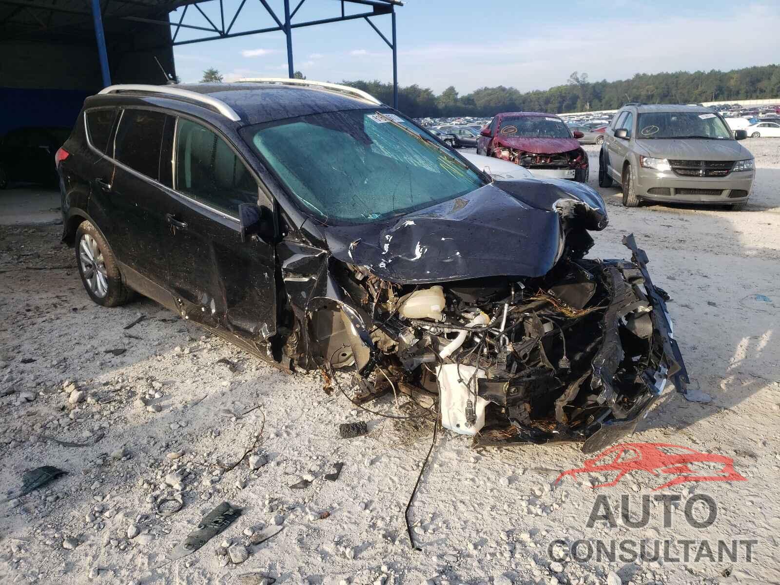 FORD ESCAPE 2017 - 1FMCU0JD2HUD52502