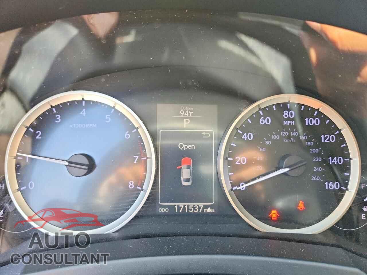 LEXUS IS 2014 - JTHBF1D21E5035602