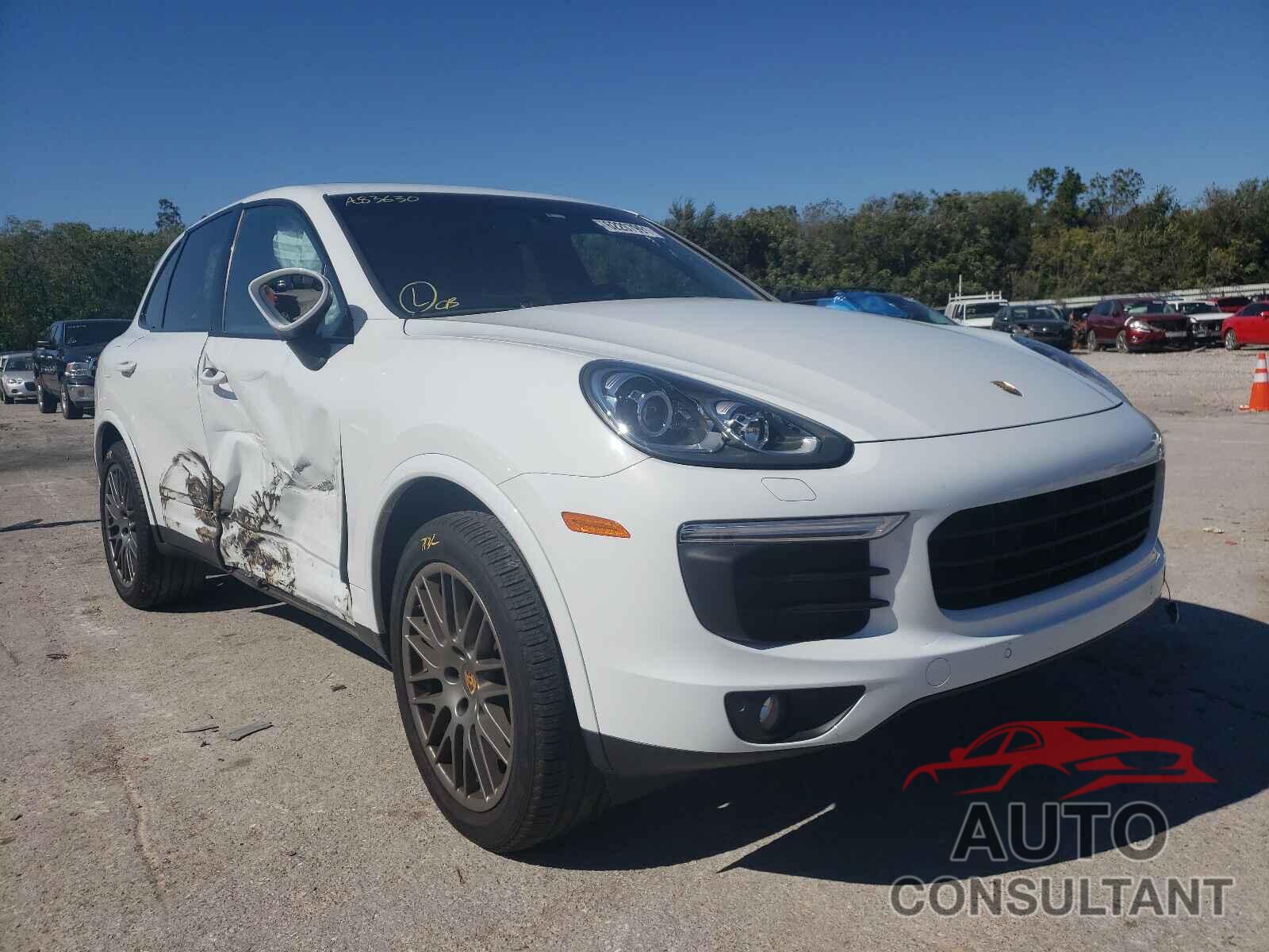 PORSCHE CAYENNE 2017 - WP1AA2A21HKA83630