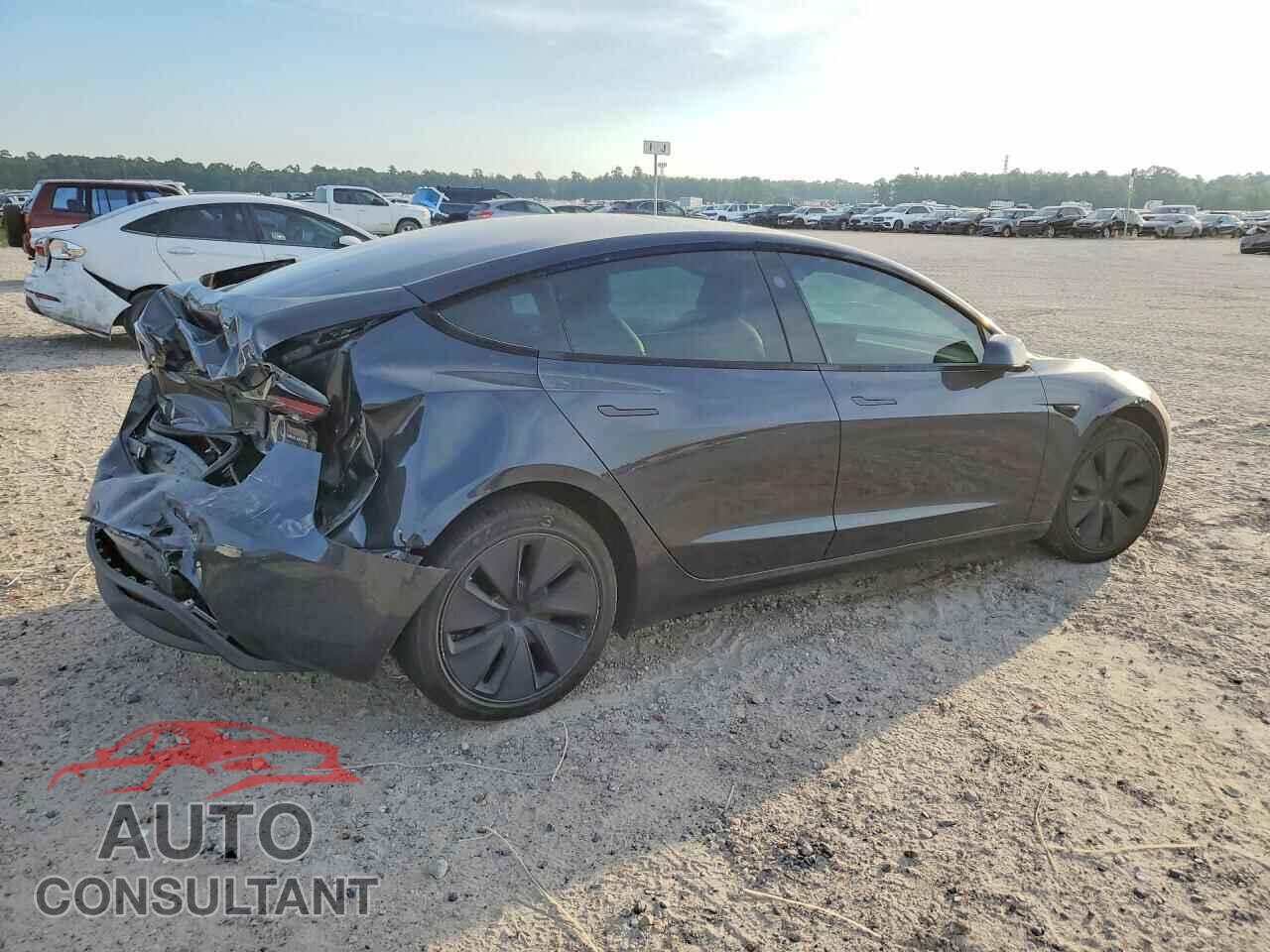 TESLA MODEL 3 2024 - 5YJ3E1EBXRF866897