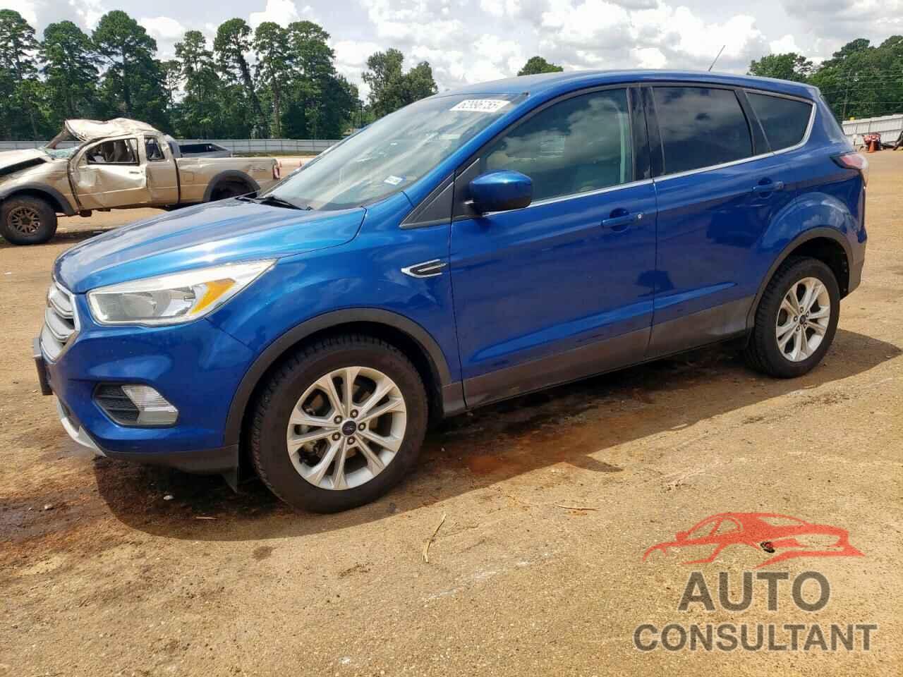 FORD ESCAPE 2017 - 1FMCU0GD2HUF08917