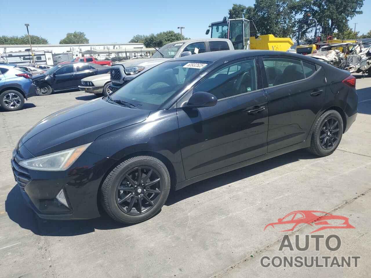HYUNDAI ELANTRA 2019 - KMHD74LF4KU793332