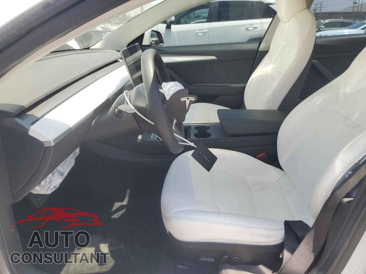 TESLA MODEL 3 2021 - 5YJ3E1EA8MF087806