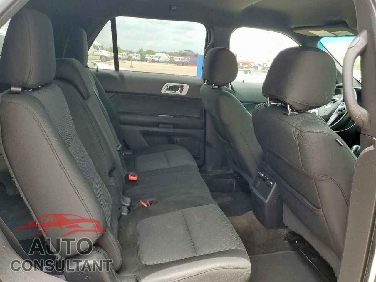 FORD EXPLORER 2015 - 1FM5K7D82FGB24159
