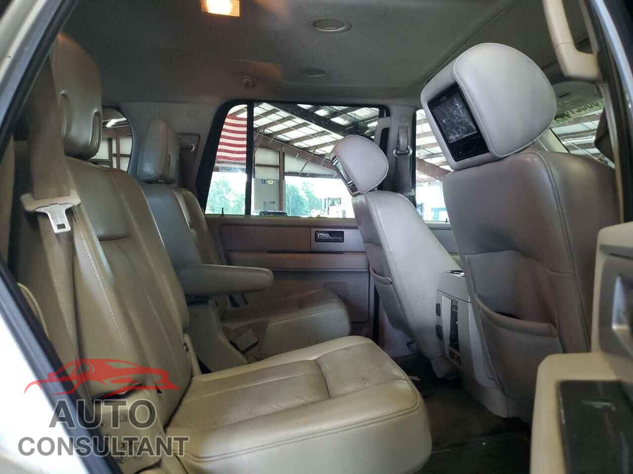 FORD EXPEDITION 2011 - 1FMJU2A59BEF12534
