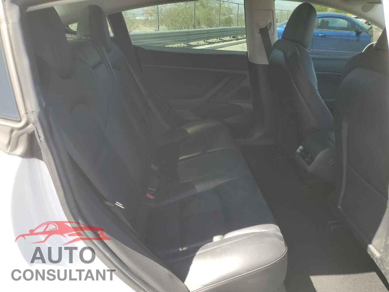 TESLA MODEL 3 2021 - 5YJ3E1EA9MF930606