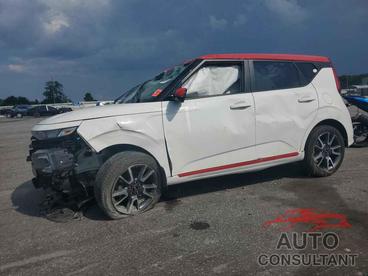 KIA SOUL 2020 - KNDJ63AU8L7002614