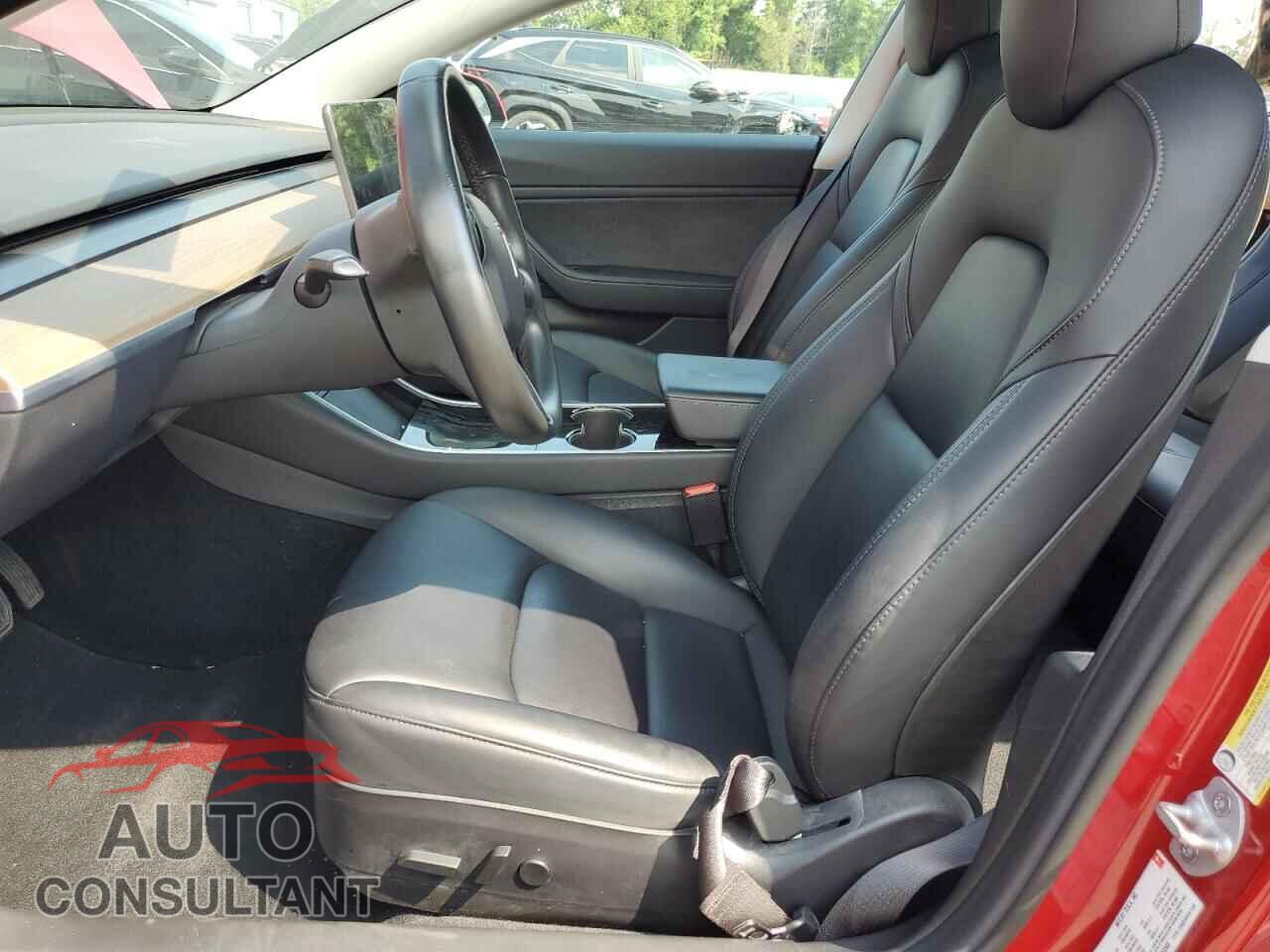 TESLA MODEL 3 2018 - 5YJ3E1EA9JF053305