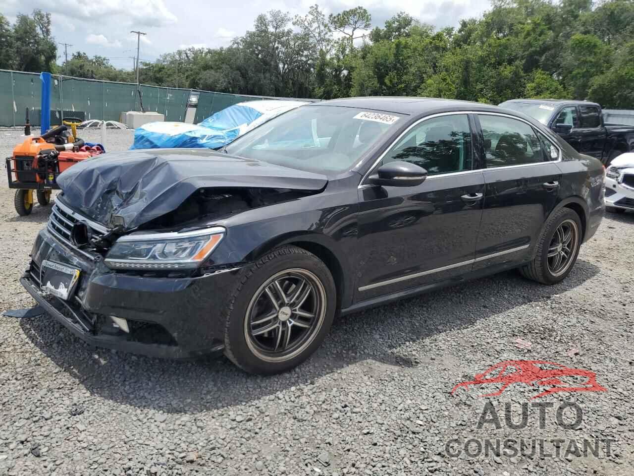 VOLKSWAGEN PASSAT 2017 - 1VWGT7A33HC008883