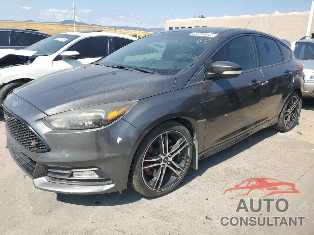 FORD FOCUS 2015 - 1FADP3L98FL261740