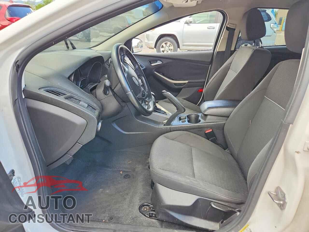 FORD FOCUS 2012 - 1FAHP3M24CL231651