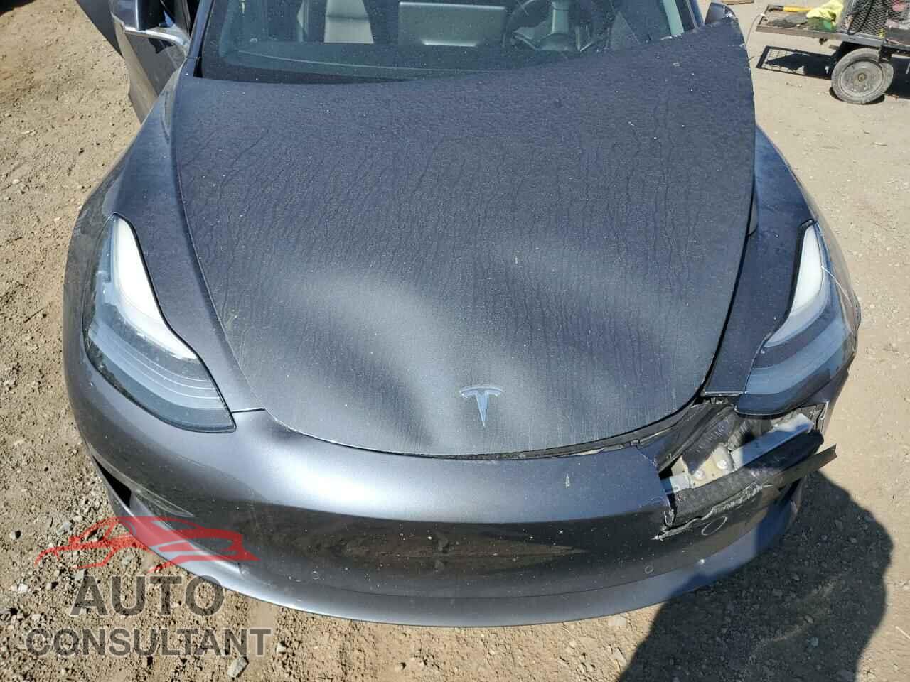 TESLA MODEL 3 2018 - 5YJ3E1EA1JF163359