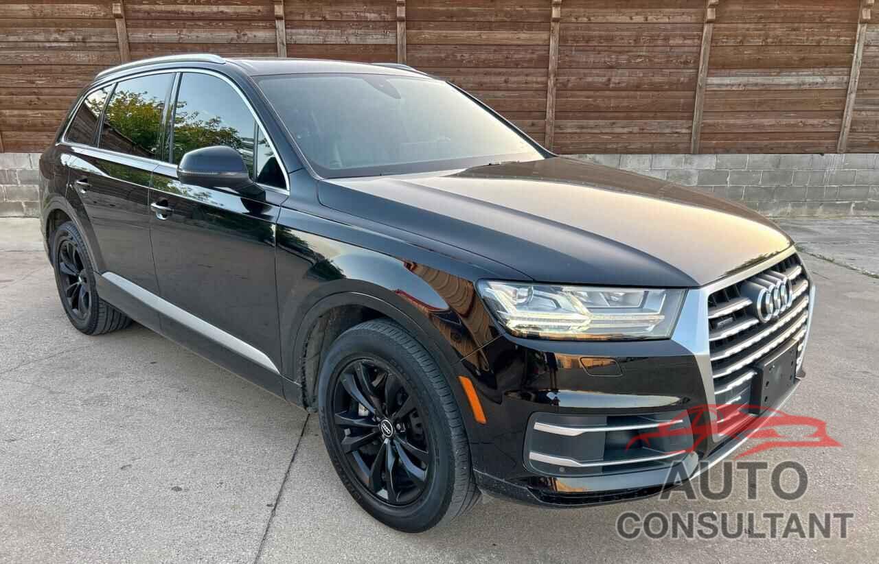 AUDI Q7 2019 - WA1LAAF77KD014276