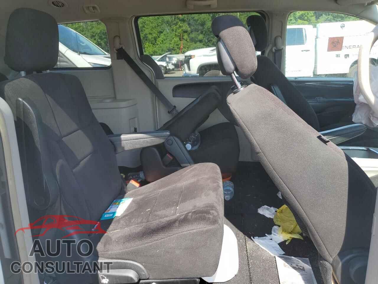 DODGE CARAVAN 2011 - 2D4RN5DGXBR679266