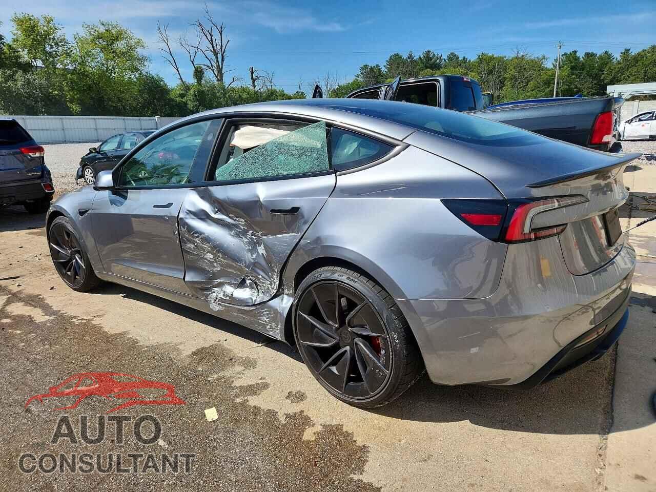 TESLA MODEL 3 2024 - 5YJ3E1ET2RF890264