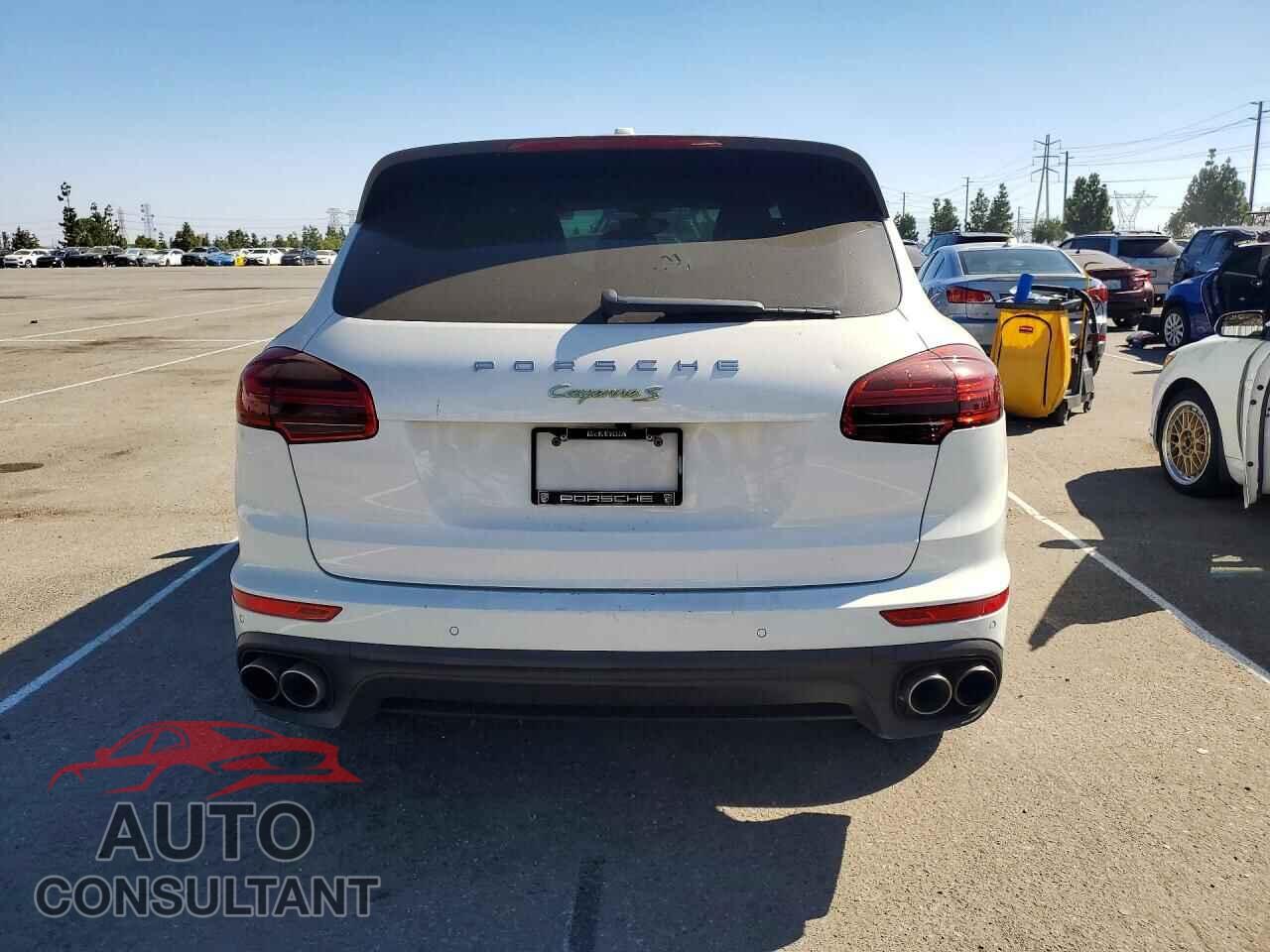 PORSCHE CAYENNE 2017 - WP1AE2A27HLA75689