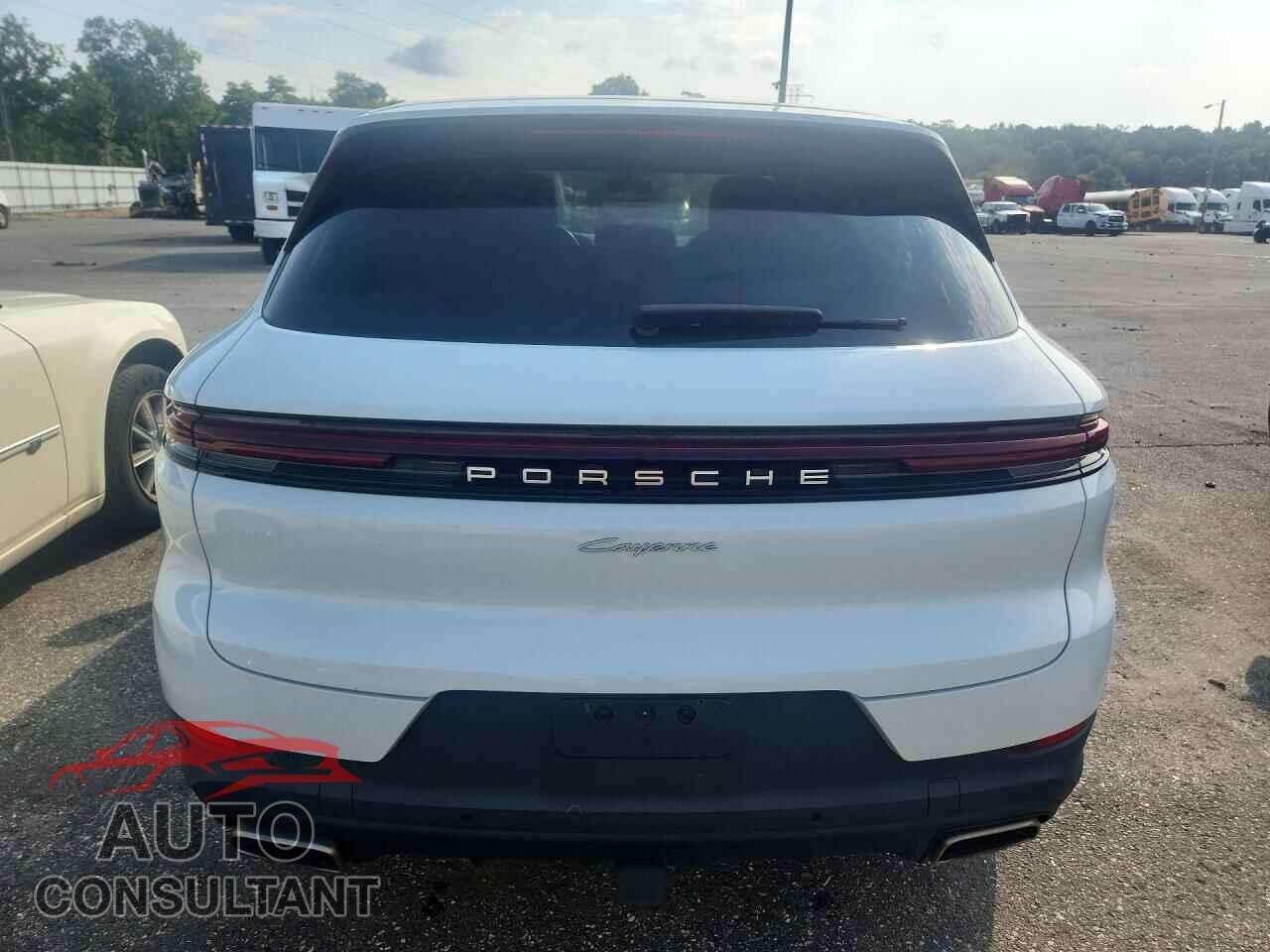 PORSCHE CAYENNE 2024 - WP1AA2AYXRDA01761