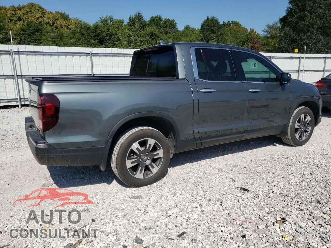 HONDA RIDGELINE 2018 - 5FPYK3F73JB015654