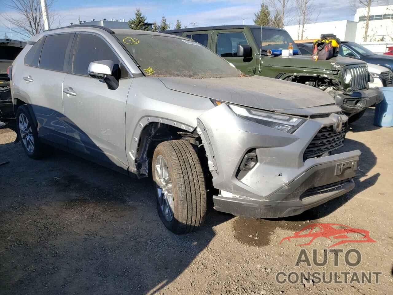 TOYOTA RAV4 2022 - 2T3R1RFV6NC258362