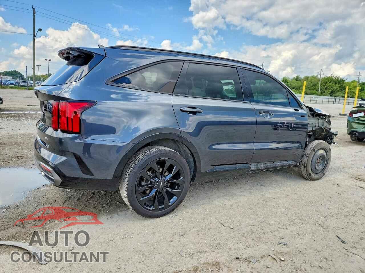 KIA SORENTO 2023 - 5XYRKDLF3PG200075