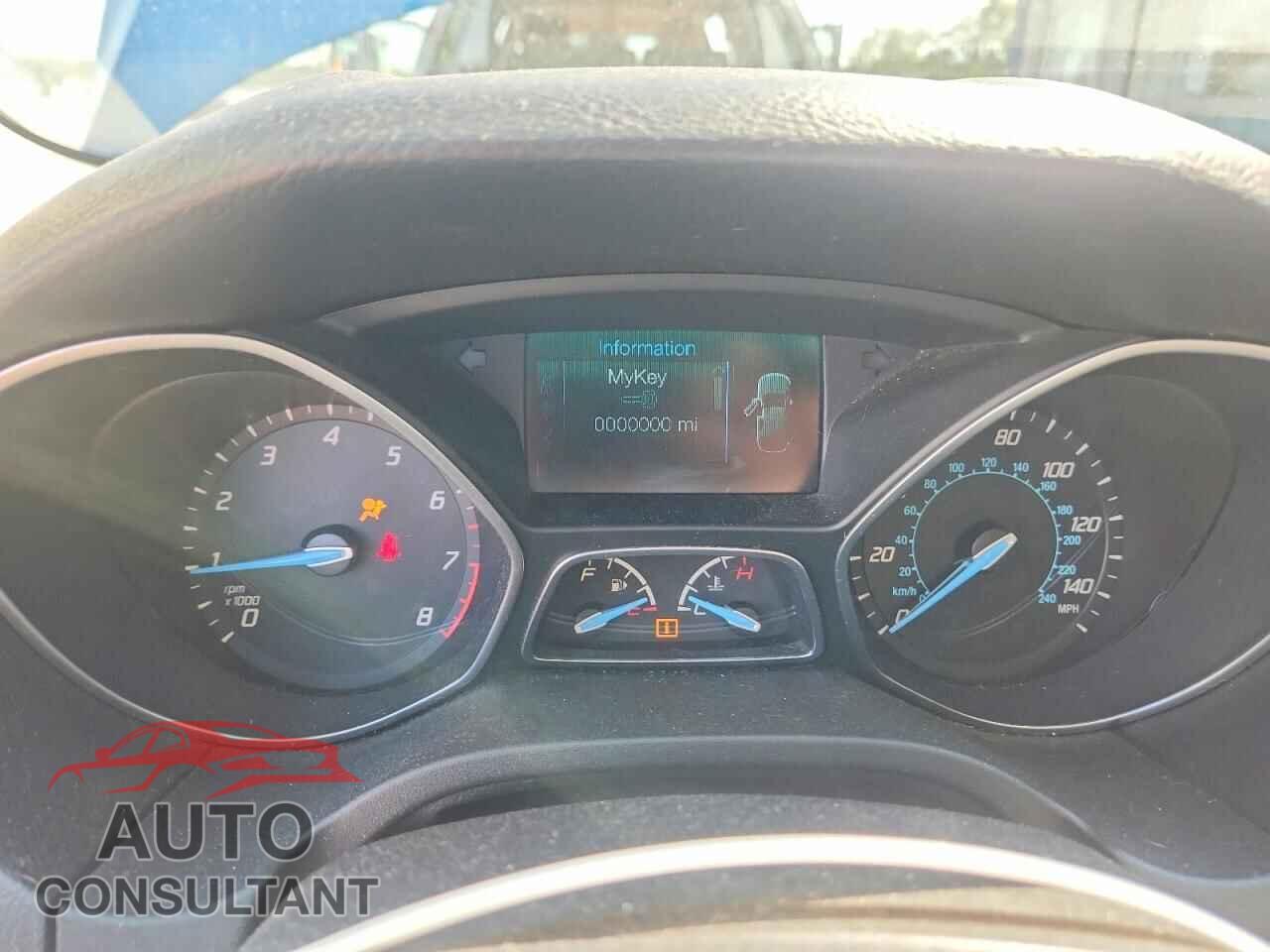 FORD FOCUS 2014 - 1FADP3F25EL105247