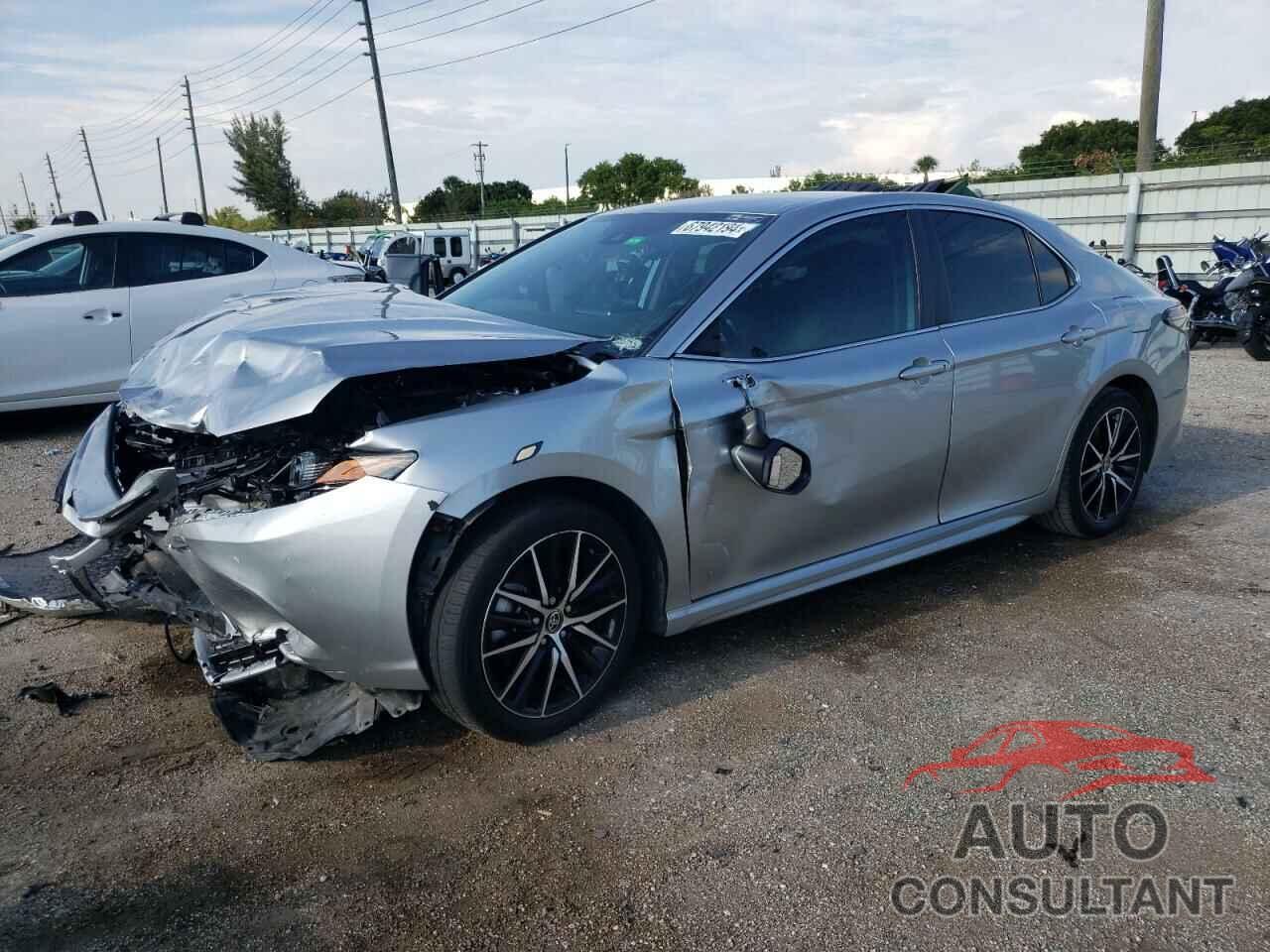 TOYOTA CAMRY 2023 - 4T1G11AKXPU828721
