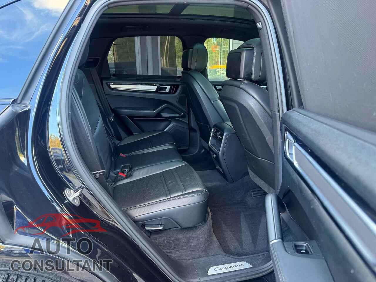 PORSCHE CAYENNE 2019 - WP1AE2AY5KDA50960