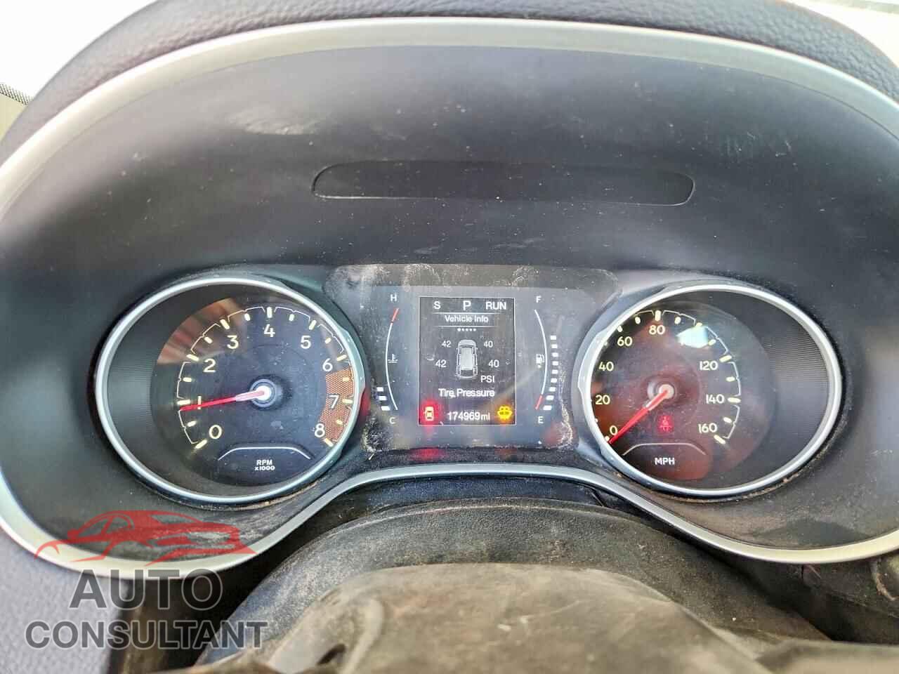 JEEP COMPASS 2017 - 3C4NJCAB7HT661026