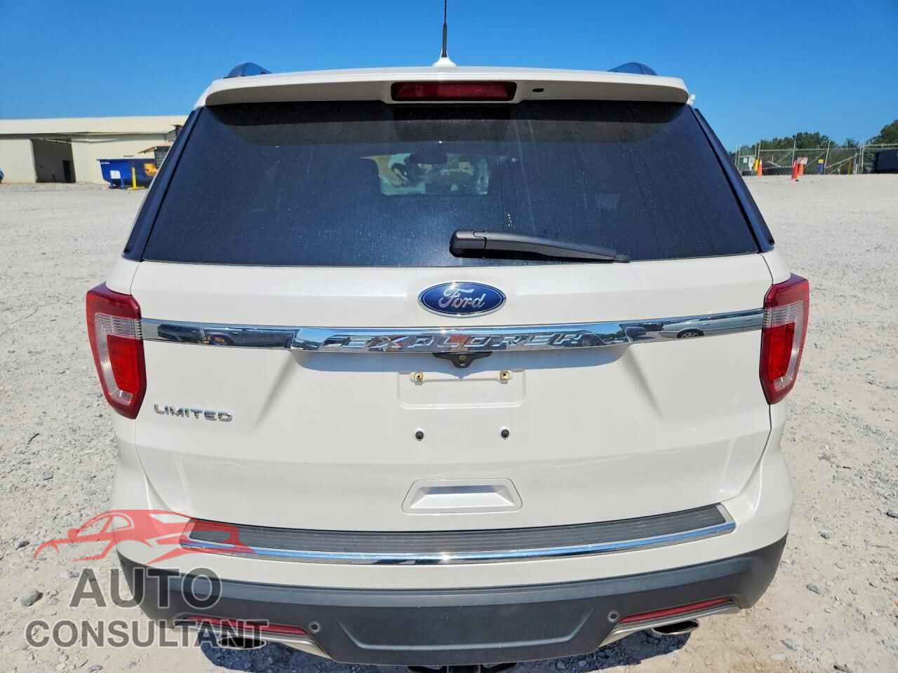 FORD EXPLORER 2018 - 1FM5K7F83JGB15220