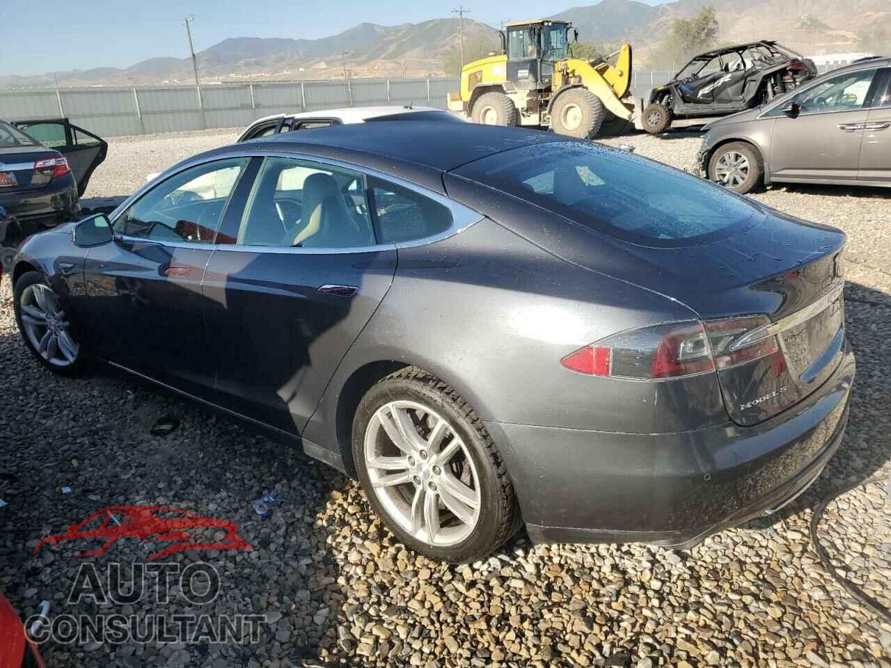 TESLA MODEL S 2015 - 5YJSA1S27FF094270