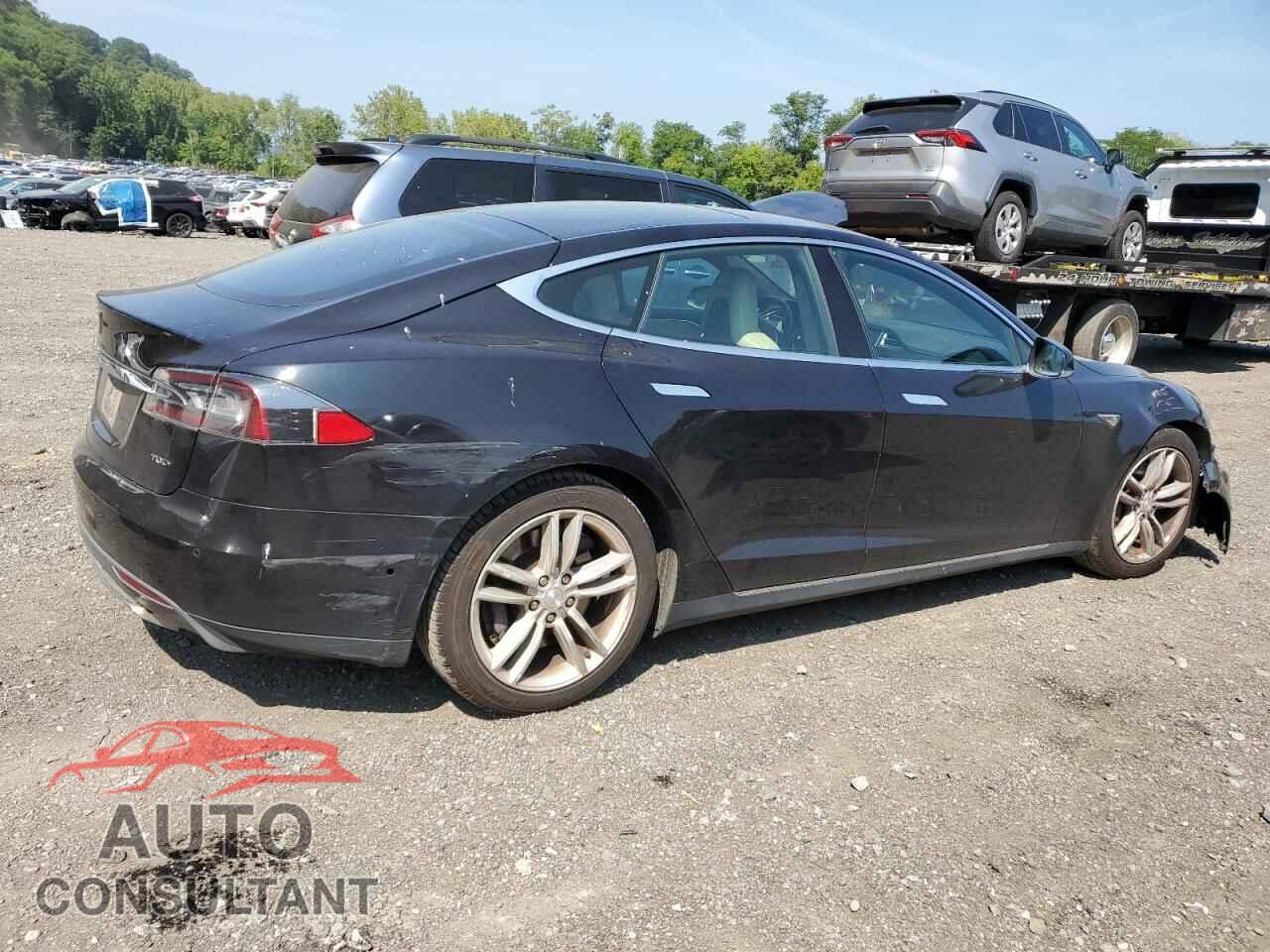 TESLA MODEL S 2015 - 5YJSA1E22FF102187