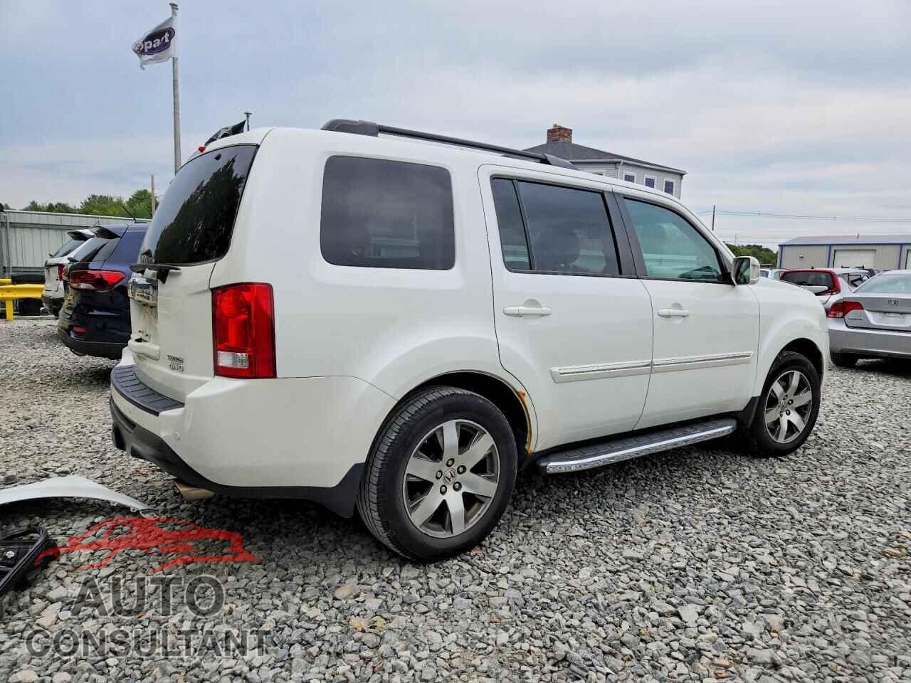 HONDA PILOT 2015 - 5FNYF4H97FB048956