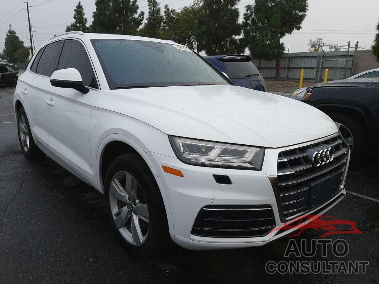 AUDI Q5 2018 - WA1BNAFY7J2033638