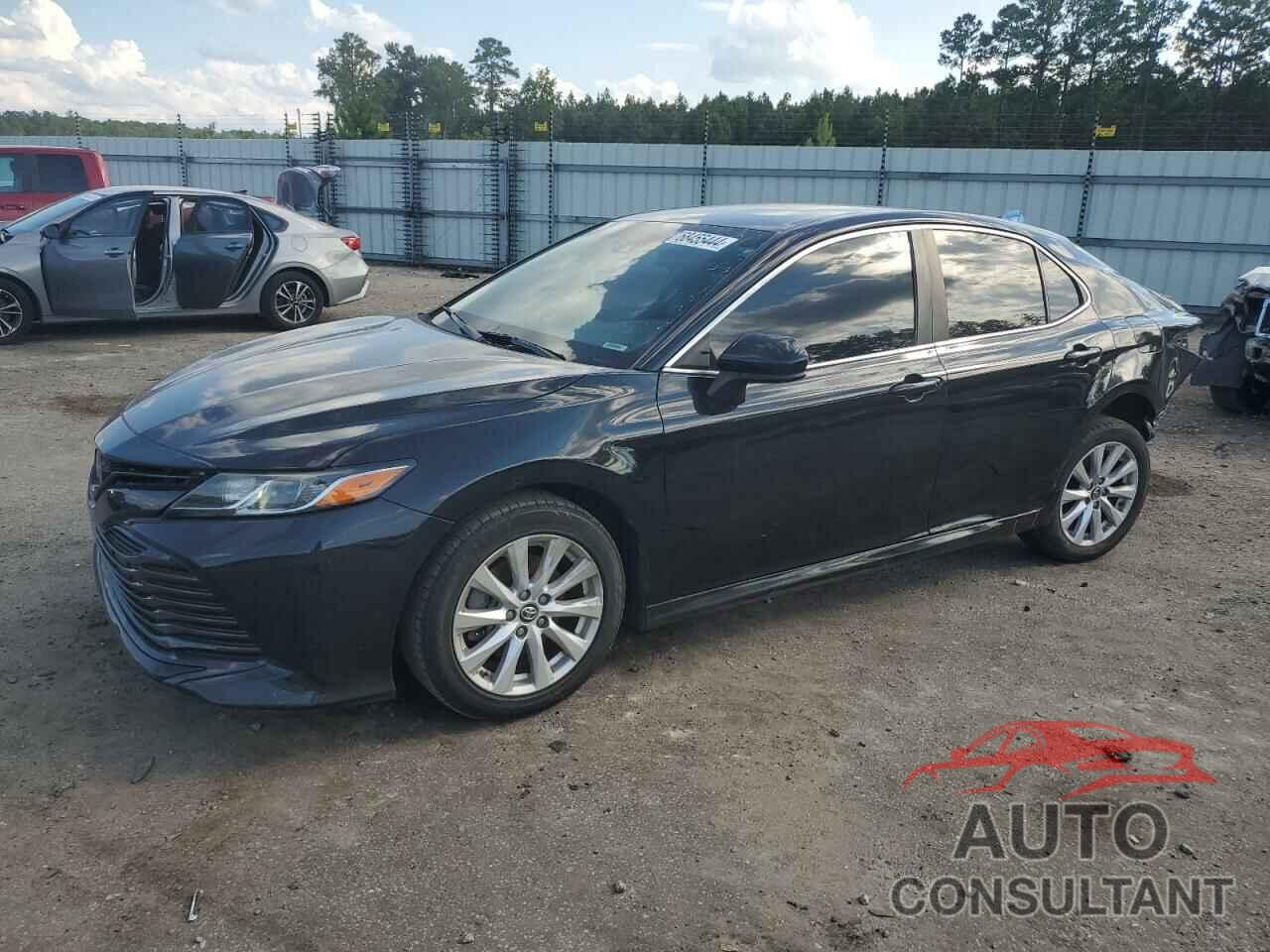 TOYOTA CAMRY 2018 - 4T1B11HKXJU071469