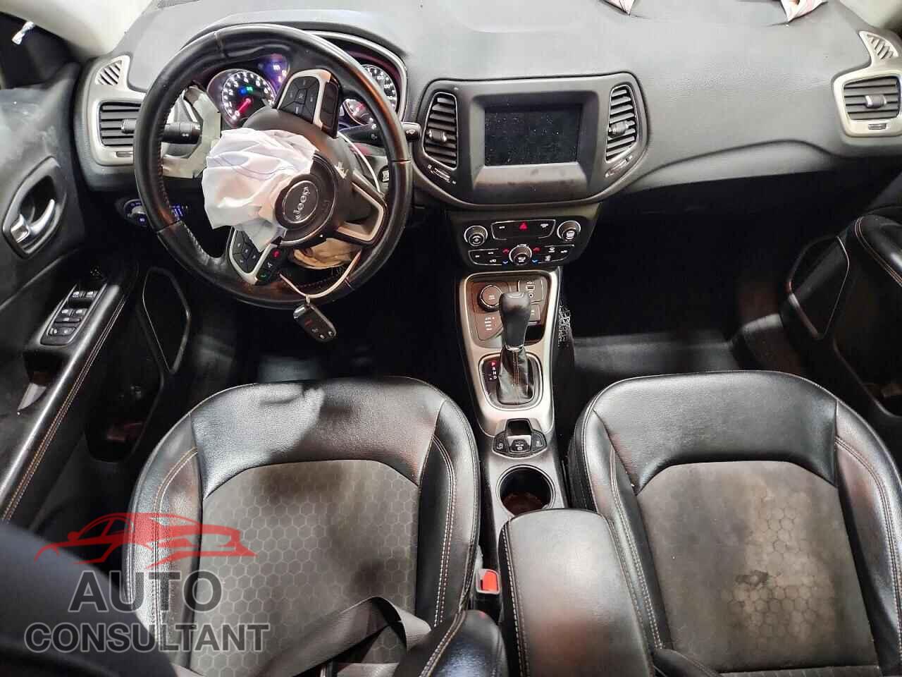 JEEP COMPASS 2020 - 3C4NJDBB5LT133420
