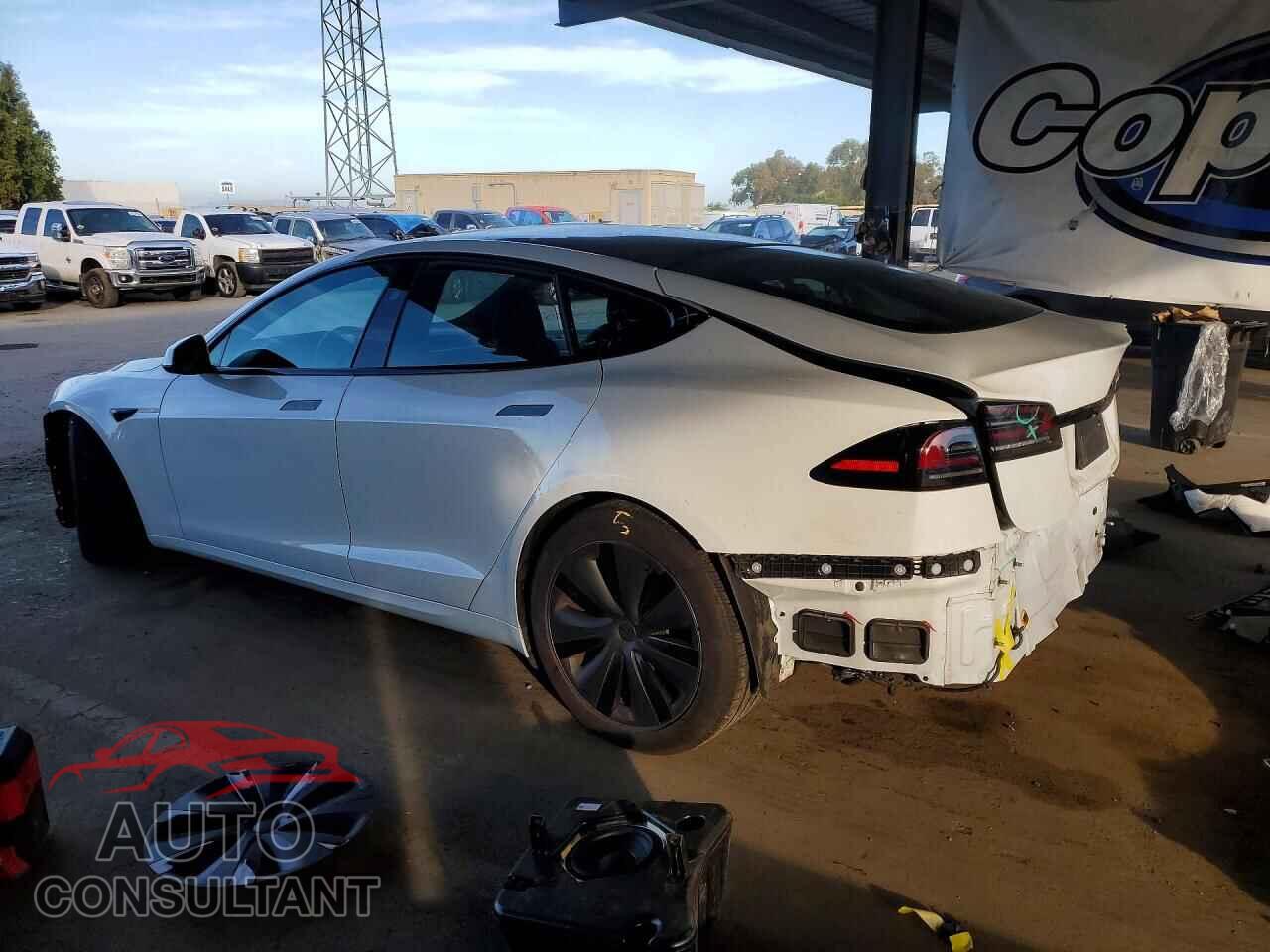 TESLA MODEL S 2024 - 5YJSA1E57RF543182