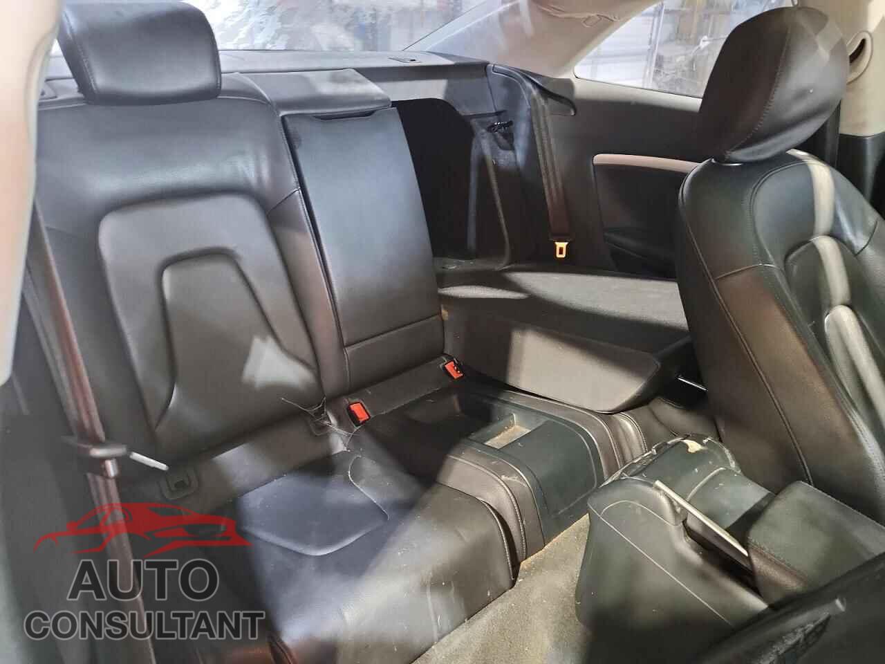 AUDI A5 2014 - WAUCFAFR2EA053403
